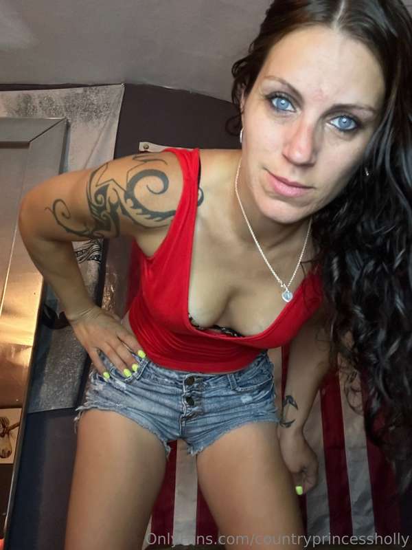 countryprincessholly