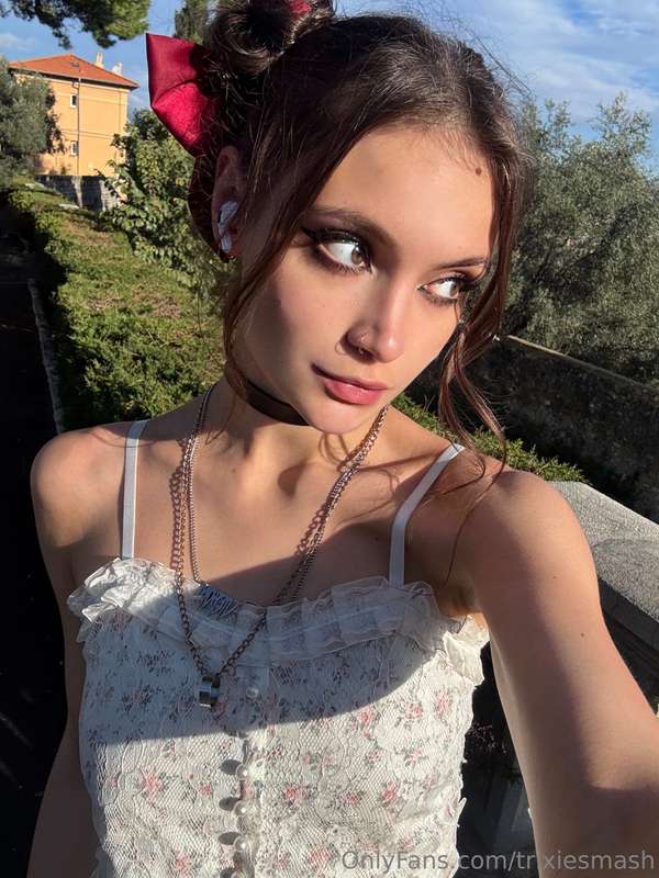 trixiesmash