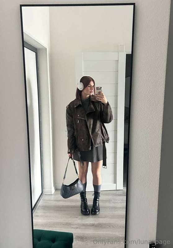 luna_page