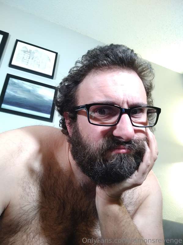 Wish I had someone's face to squish...how about YOURS 😈