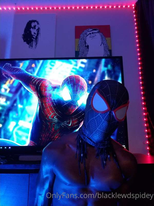 blacklewdspidey image #3