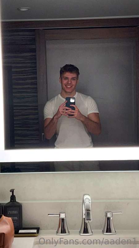aaden1