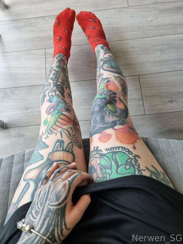 Could you help me take off these socks?🥰