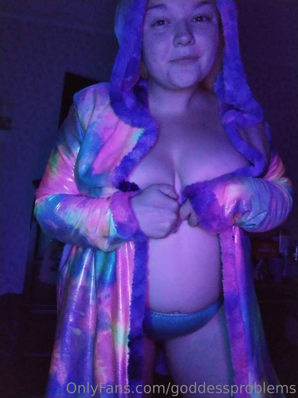 i know you've heard of big tiddy goth gf but what about big ..