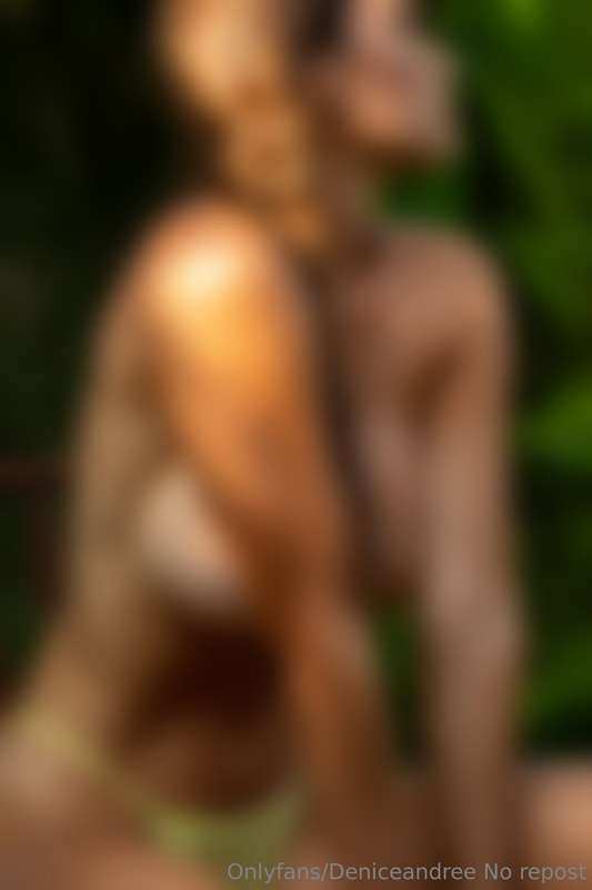Topless thing no edit session 🫦