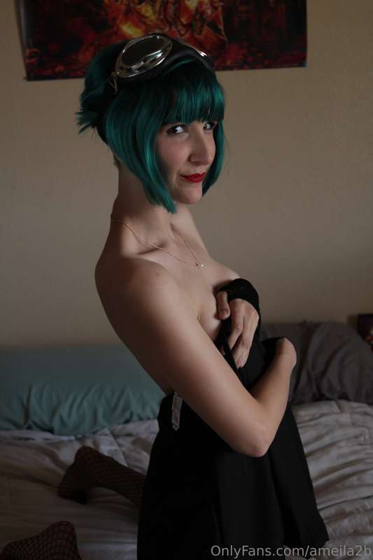 ameila2b image #3