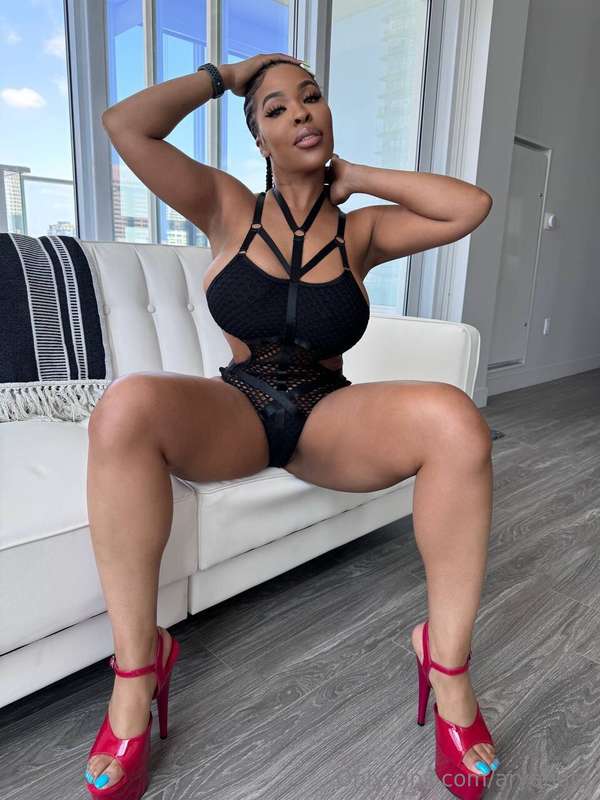 DM me and let's sext baby