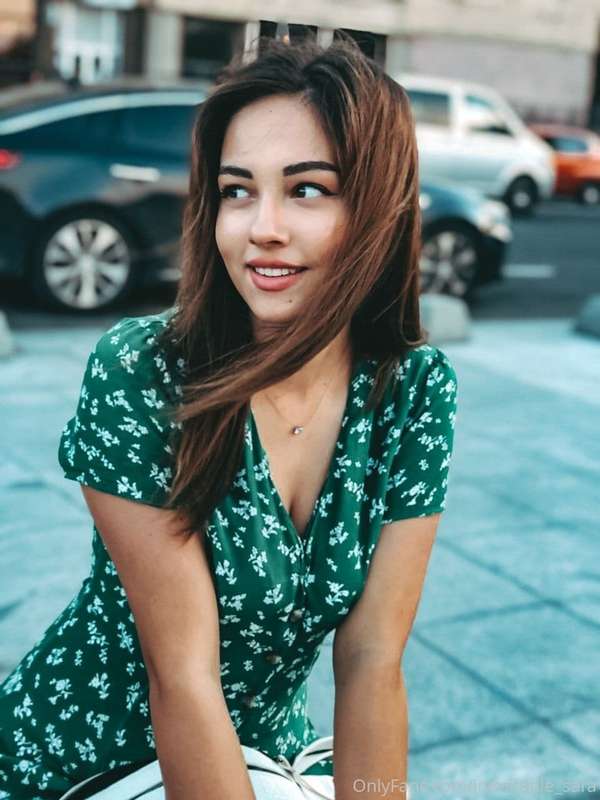 No matter what, I prefer to smile))😊 Do you love my smile?😊 ..
