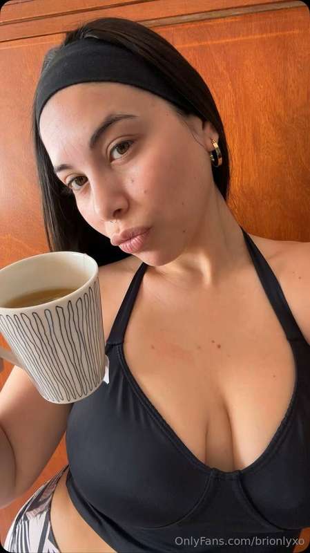 Tea with me? 😘