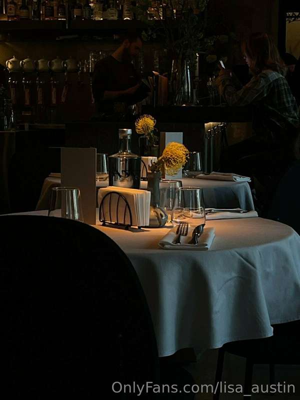 Its how perfect lunch looks like: fresh ingridients, flowers..