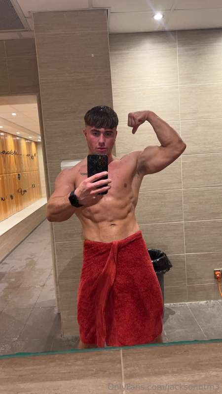 So tired right now after my gym pump 😊https://onlyfans.com/j..