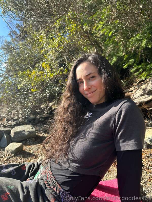 Wanna spend some time in the nature with me? 