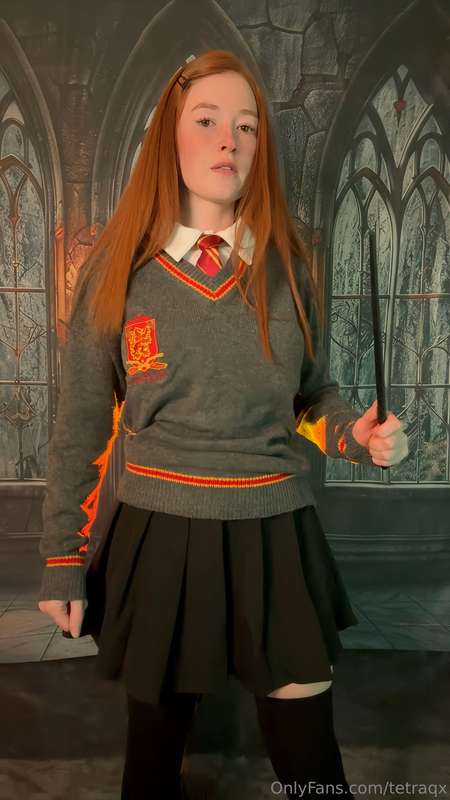 🪄 Ginny Weasley Set  🪄Ever wondered what's under Ginny's clo..