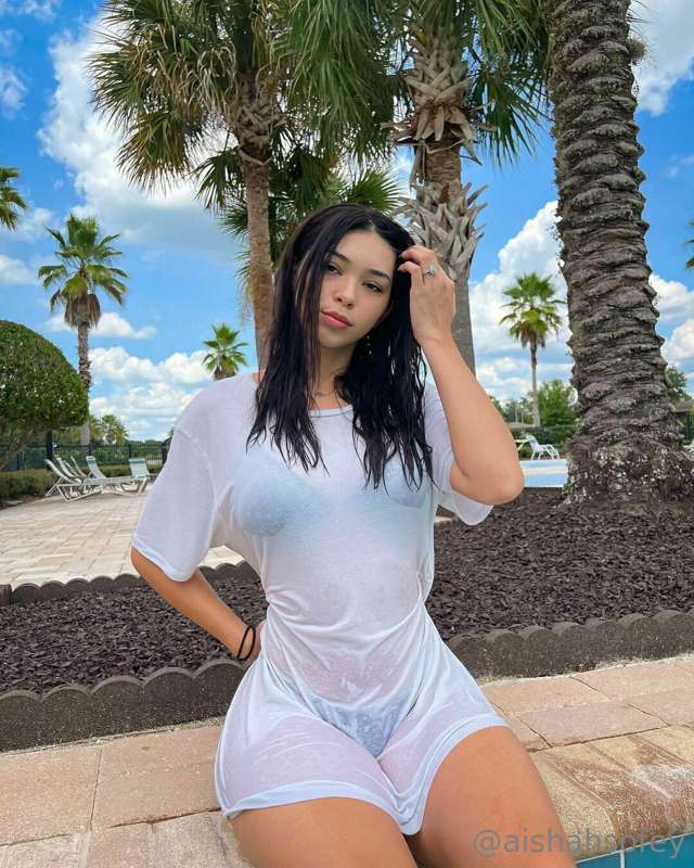 Aishah Sofey 在 Tocromo 的第 441 張照片
