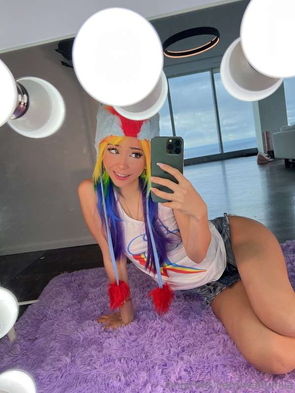 waifumiia photo