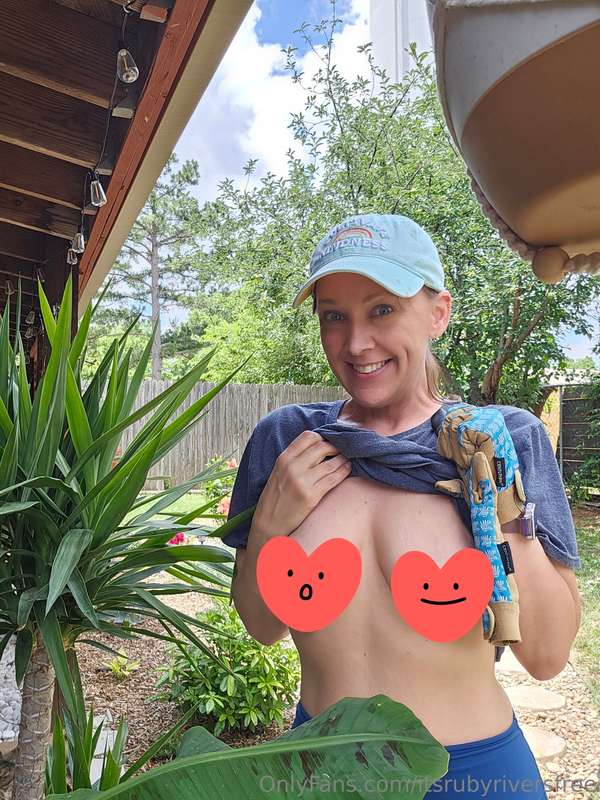 Boobies in the wild! 😅❤️❤️  Www.onlyfans.com/itsrubyrivers