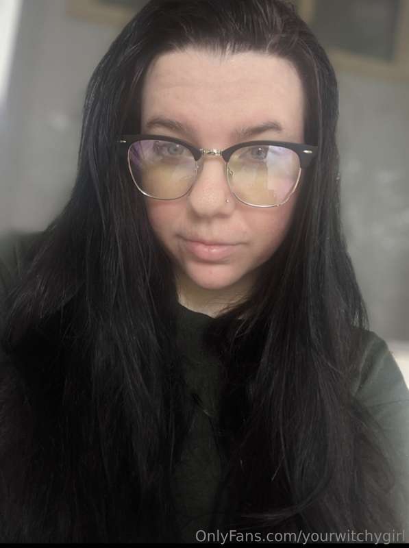 yourwitchygirl