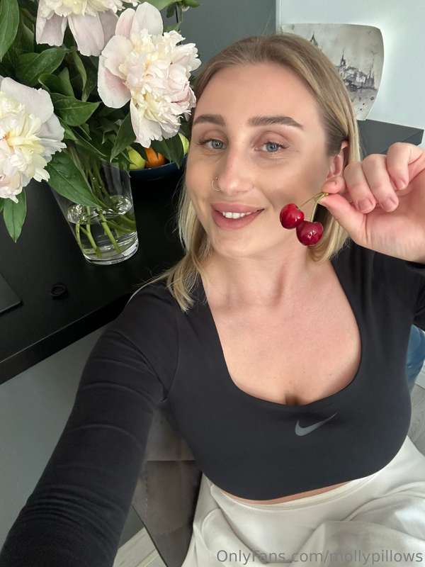 Hello everyone! 🌸  It's that magical time of the year again—..