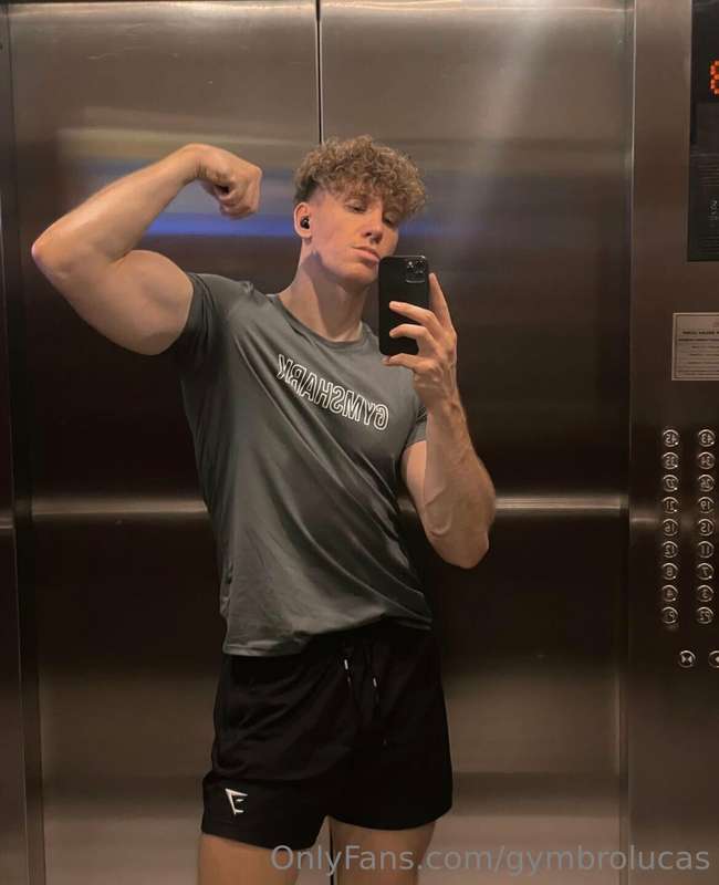 Guess what day it is? 💦😜💪🏼