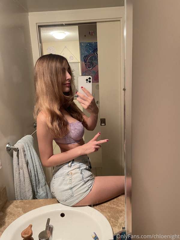 chloenight image #5