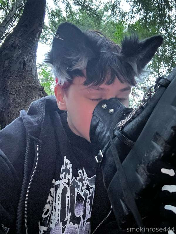 sometimes you just gotta take a sniff 

don’t you wish that ..