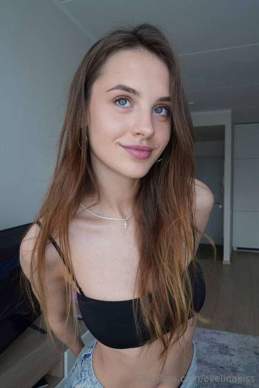 How’s your day going?💋