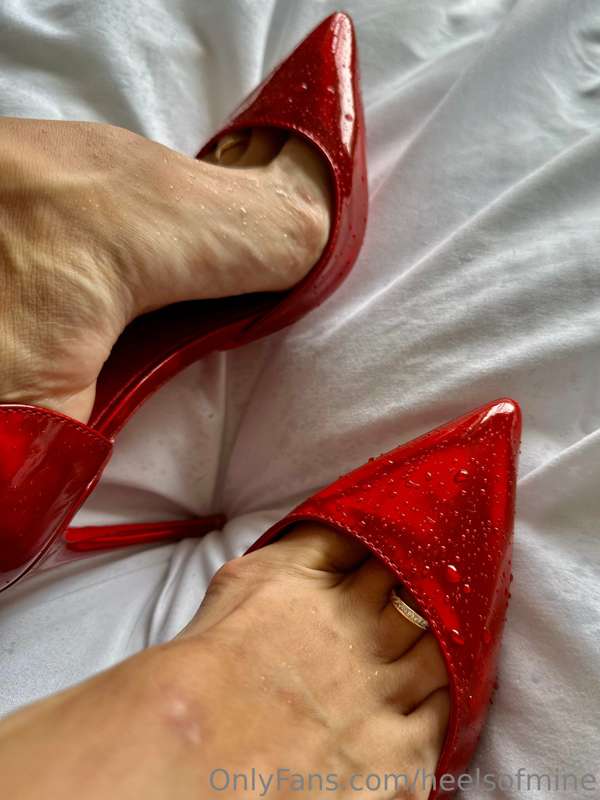 heelsofmine image #0