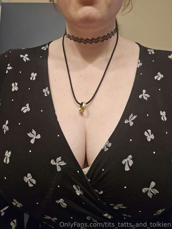 tits_tatts_and_tolkien