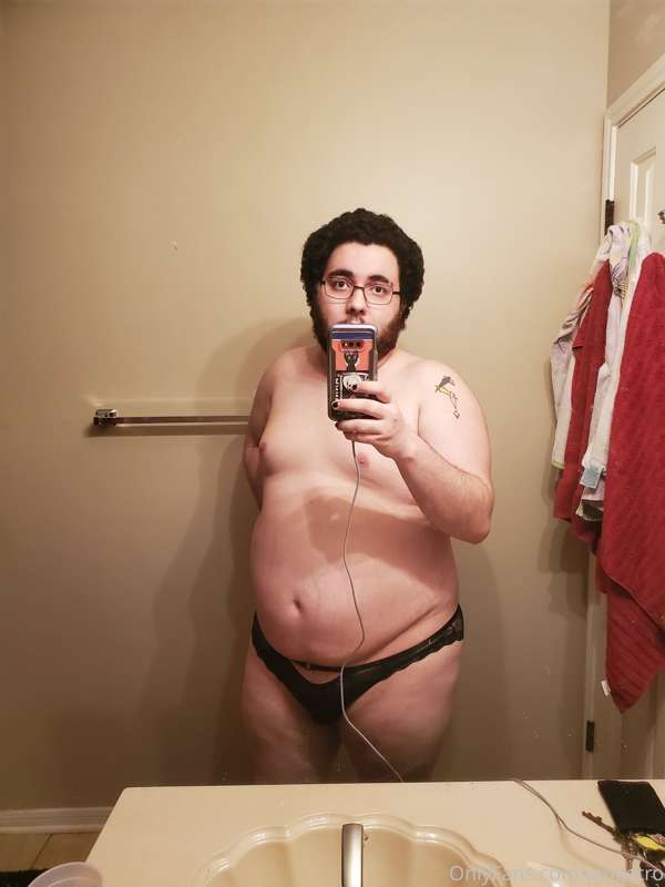 I just finished working out. Anyone wanna help me stretch?