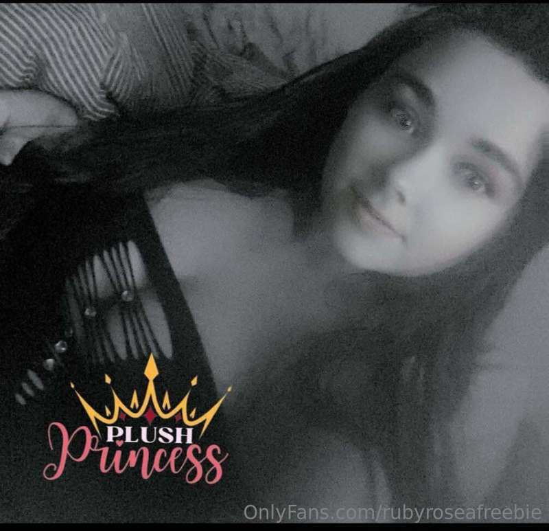 Birthday slut 🎂 @plush_princess_vip 🎈 @plush_princess_free