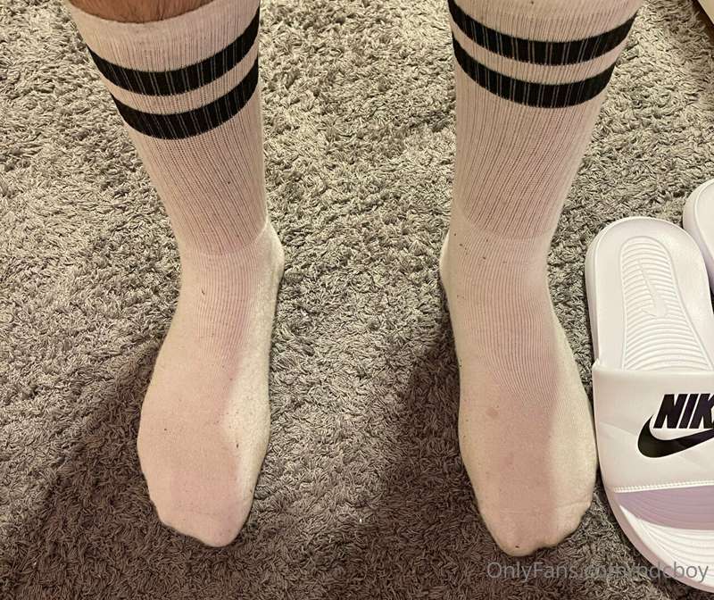 To my 👣 lovers: For a limited time I am sending dirty/worn/s..