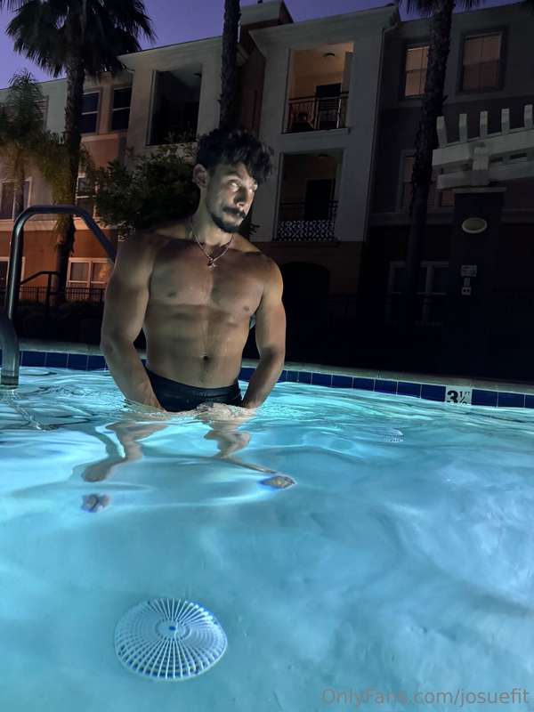 what time of day you like me posting vids? mornings or night..