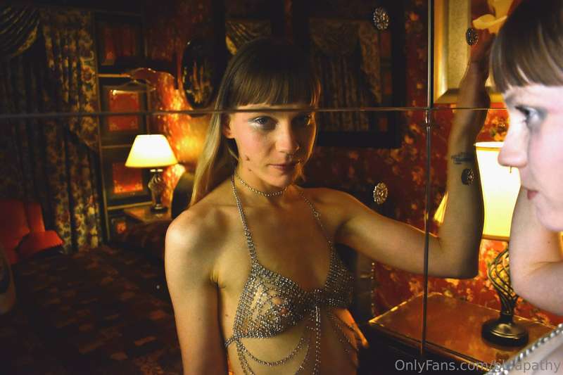 bb.apathy image #2