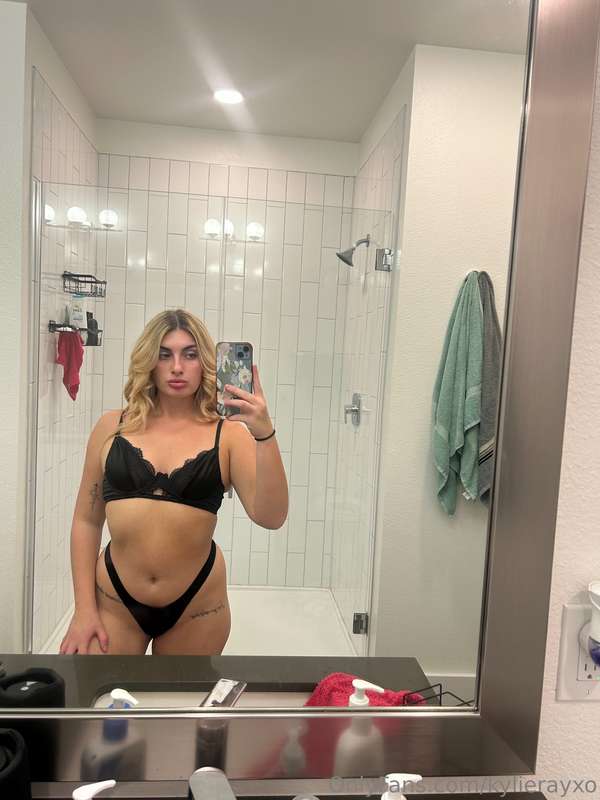 Currently creating content what would you like to see?(: 