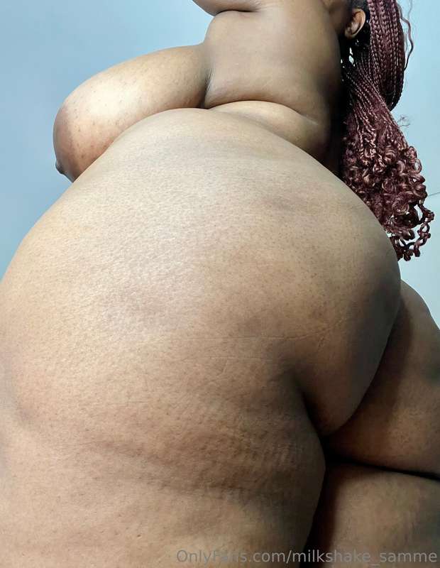 I heard you like climbing mountains 😝💦🍑