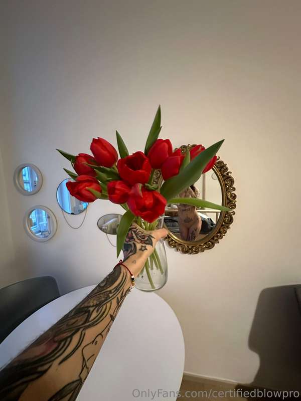 send flowers please <3