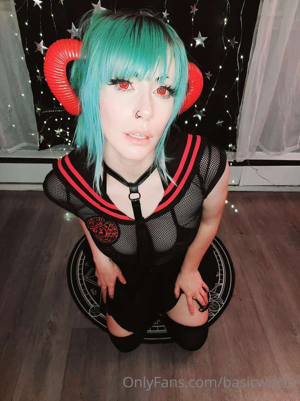 Hello Master 💕 I hope I didn't keep you waiting too long for..
