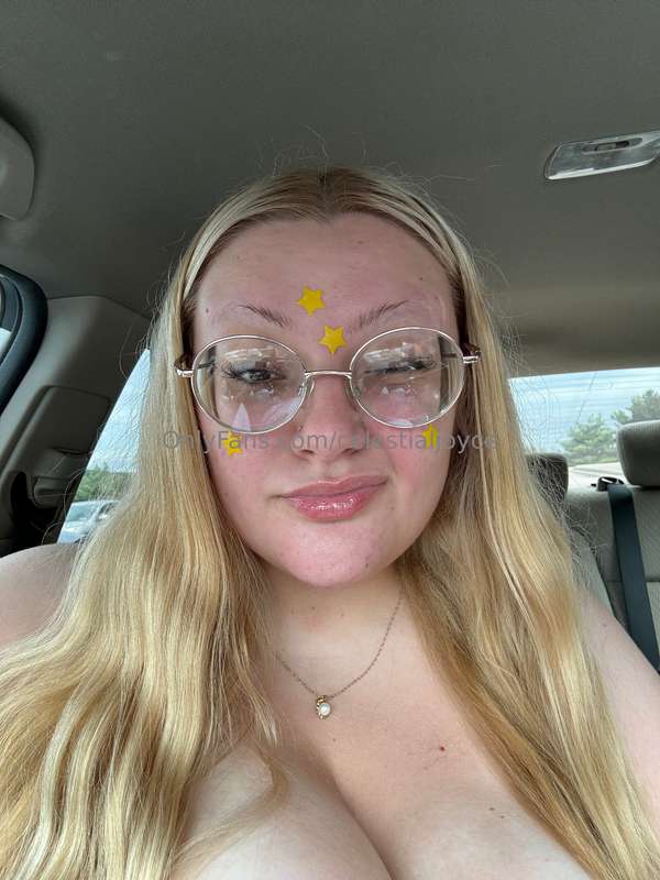☺️🫴🏼🌟