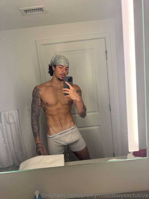 prettymixedboyexclusive