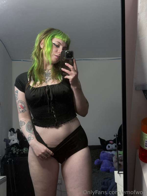 love this top hehe