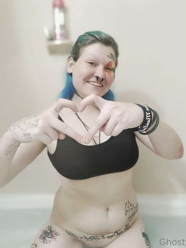 urghostgurl666 image #0