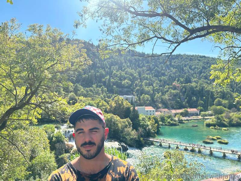 been traveling around croatia all week! i looove it here!