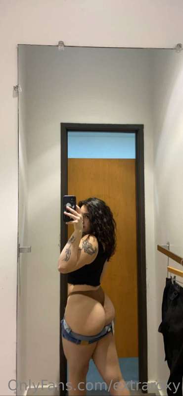 fitting room mirror check ;)