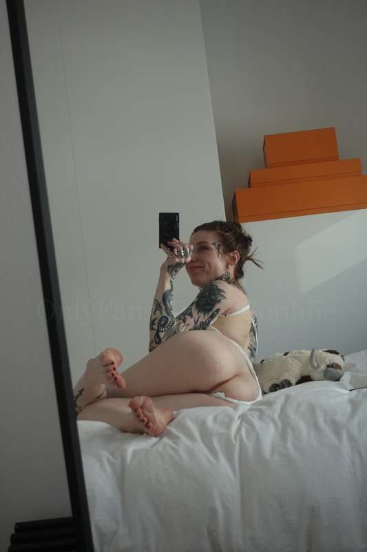 inkedsophiie photo