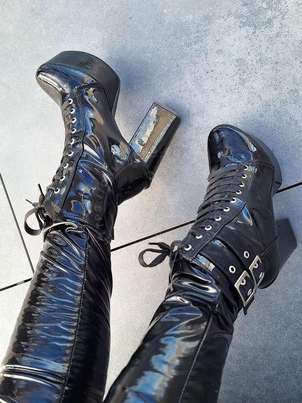 cherrygoth image #0