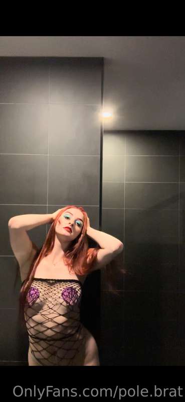 you gotta kiss de girl 🧜‍♀️