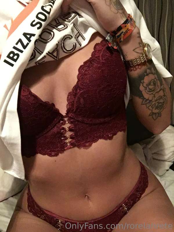 Saturday come hot content with sexy lingerie 🔥🔥🔥💋