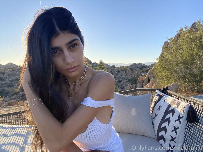 Foto 136 de Mia Khalifa en Tocromo