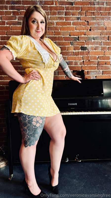 veronicavansingfree