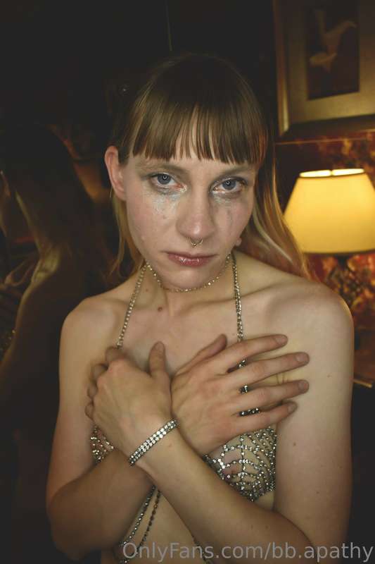 bb.apathy image #2